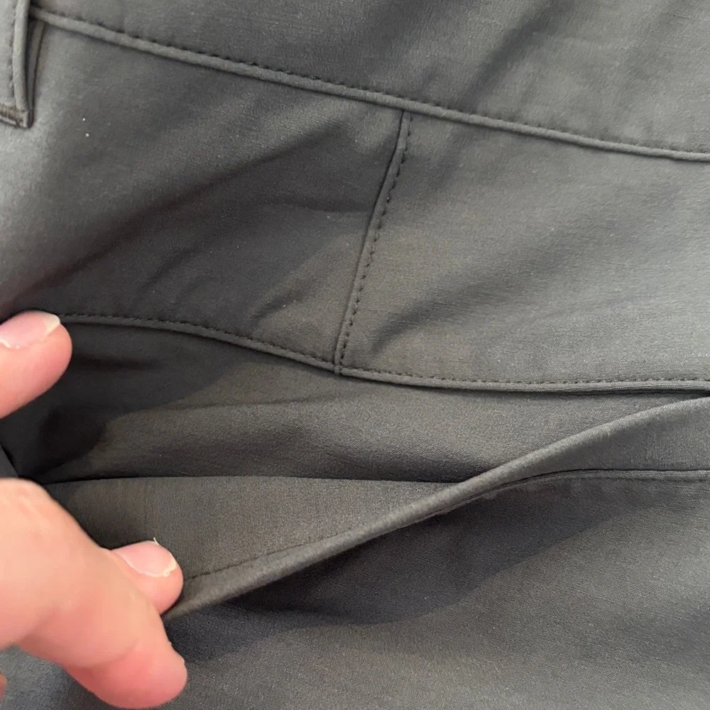 NWT - Faherty Charcoal Men's Flat Front All Day Shorts